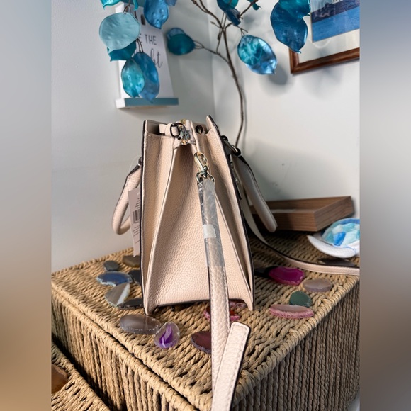 Kate spade Pebbled Leather Mulberry Street shoulder/tote & KS Box Retail… - Picture 9 of 12